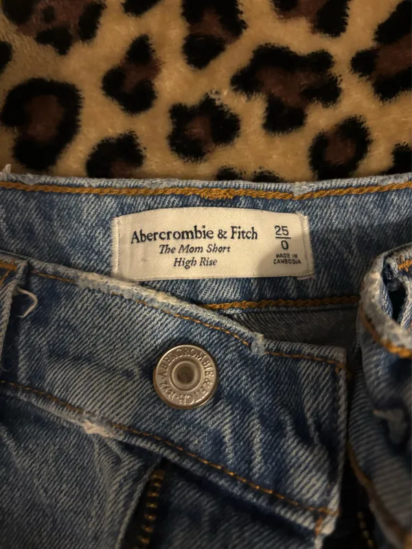 Abercrombie Shorts High-Rise Mom Curve Love - Image 2