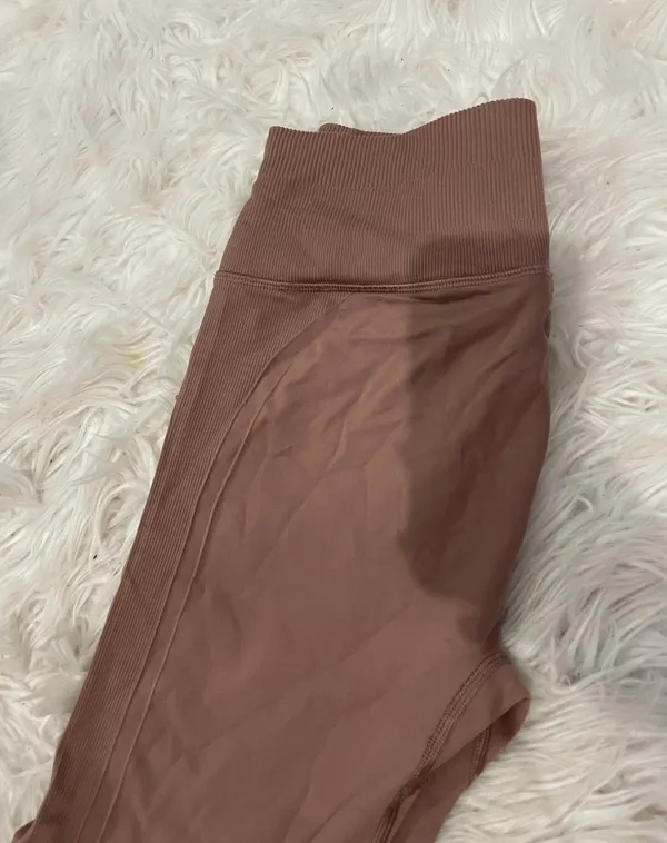 Lululemon Leggings - Image 3