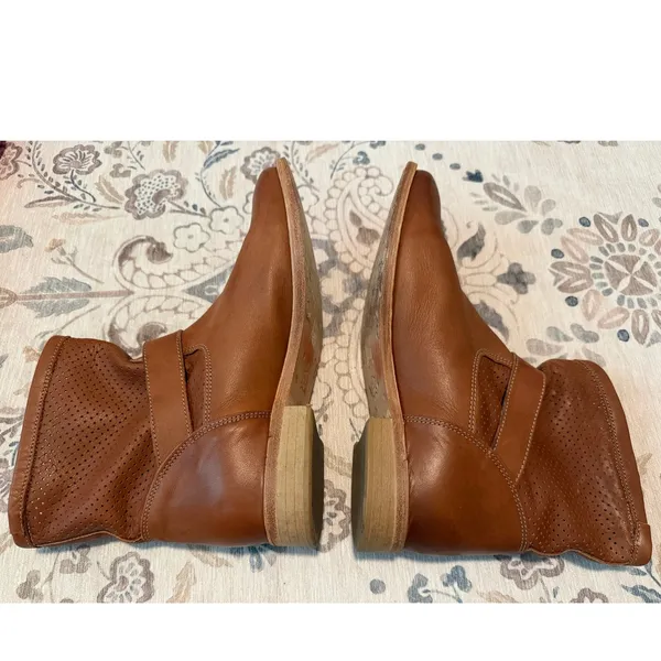Modern Fiction Brown Leather Ankle Boots Buckle Strap Harness Size 40 US 9 - Image 7