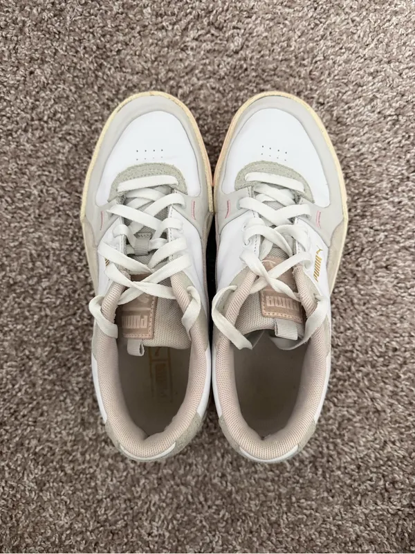 Puma Women's White Platform Sneakers with Pastel Pink & Light Gray Accents - Image 3