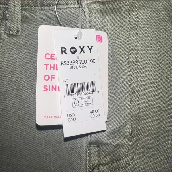 Roxy Sage Green Denim‎ Cutoff Shorts NWT Size 5 Raw Hem | NWT - Image 6