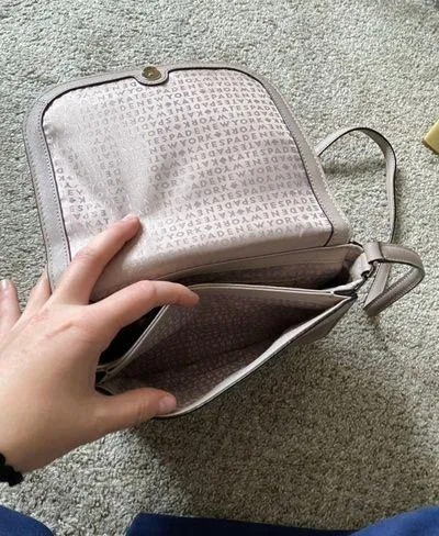 Kate Spade Satchel - Image 4