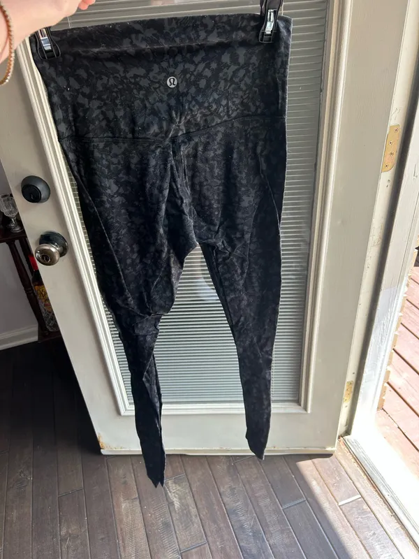 Lululemon leopard Align Leggings 25" size 4  - Image 2