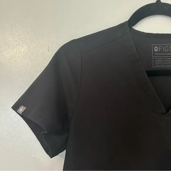 Figs Technical Collection V Neck Short Sleeve Scrub Top Womens XS Black - Image 2