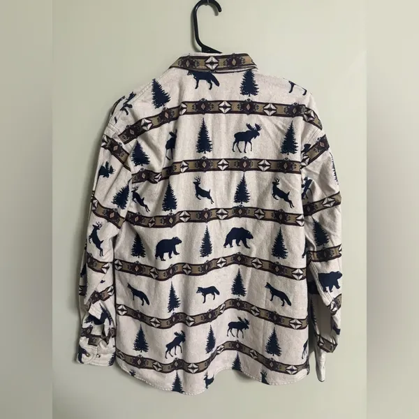 Cabela's Womens Nature Aztec Animal Theme Shirt Size Large Flannel 100% Cotton - Image 2