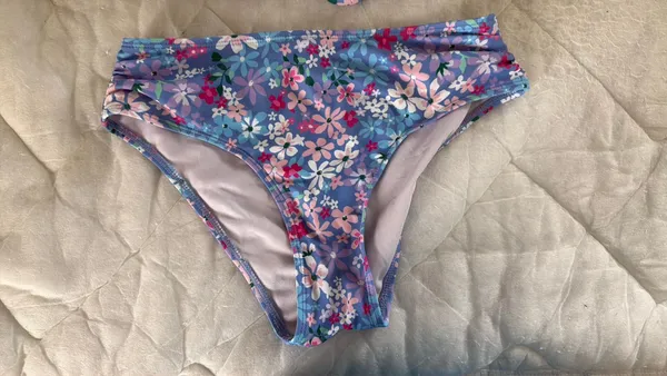 Cupshe Bikini Set - Image 2