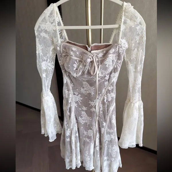 HOUSE OF CB Analissa Long Sleeve Lace Minidress In Cream XS - Image 3