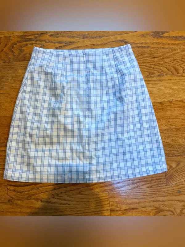 ☀️Brandy Melville Light Blue and White Plaid Skirt - Image 3