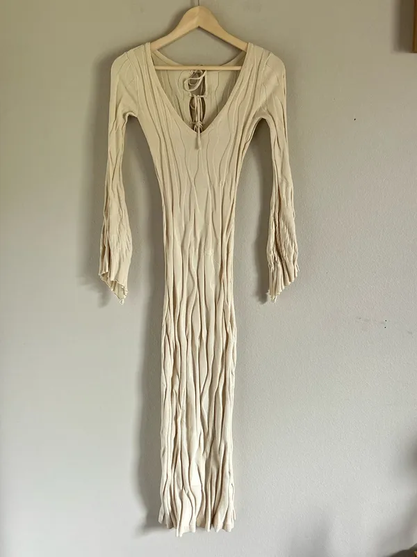 Meshki Brinley long sleeve knit Maxie dresss small - Image 2