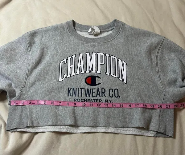 Champion Cropped Crewneck - Image 4