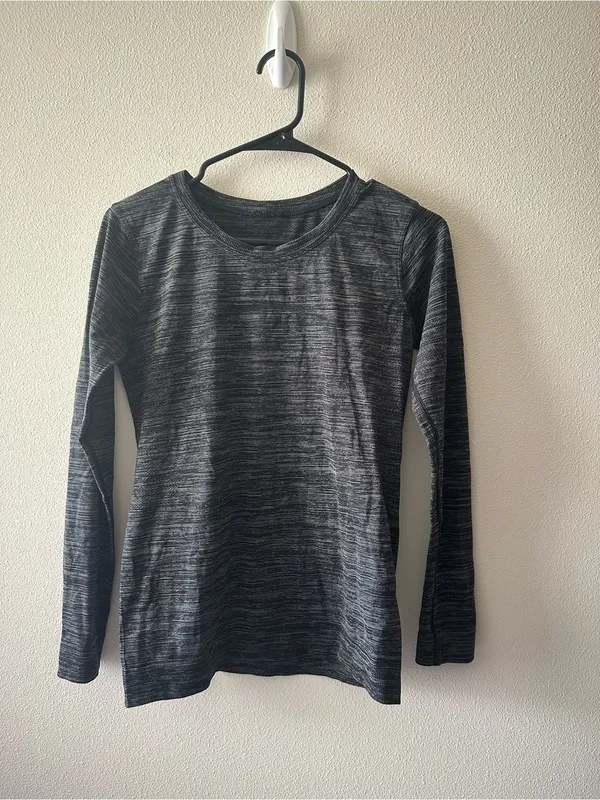 Lululemon Swiftly Relaxed Long Sleeve Black / White / Black W3DDKS size 4 - Image 2