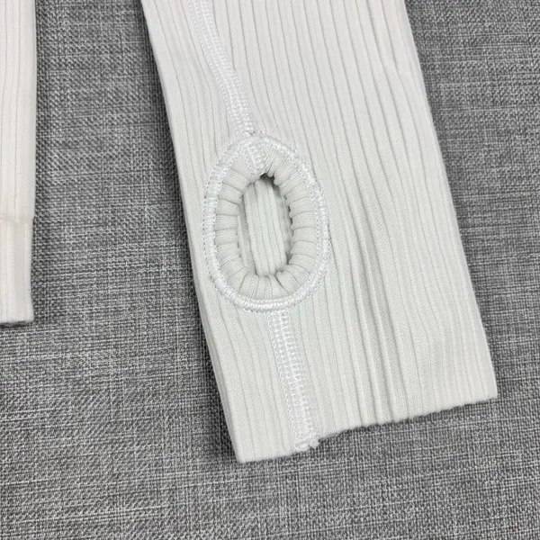Lululemon Long Sleeve Shirt Womens Small White Textured Knit Thumbholes Yoga - Image 2