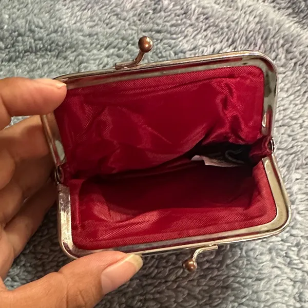 Wizarding World of Harry Potter Universal Studios Gryffindor Coin Purse 💕3x15$ - Image 4