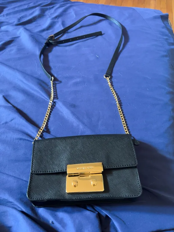 Michael Kors Black Crossbody with Gold-Tone Push Lock - Image 4