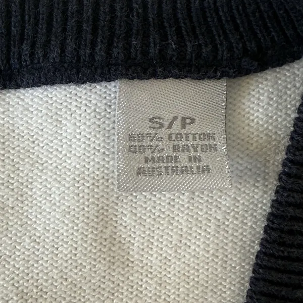IZOD C-Flex Preppy Sleeveless Argyle Sweater Vest Size Small Tennis Prep Golf - Image 7