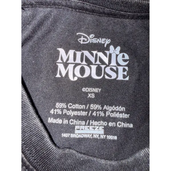 Disney Minnie Mouse Strawberry Sweet Minnie's Market Graphic Tee NWT XS - Image 3
