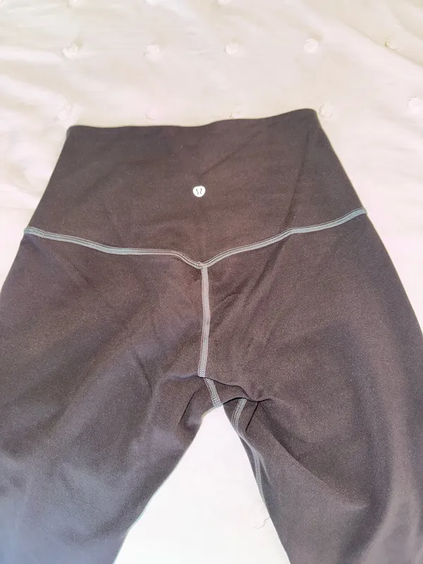Lululemon Align Leggings 28" - Image 2