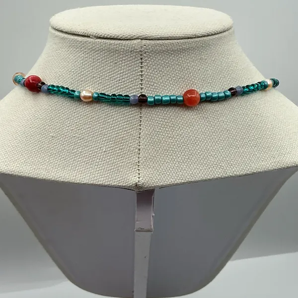 Artisan Handmade Beaded Necklace with Quartz and Pearl Accents - Image 4