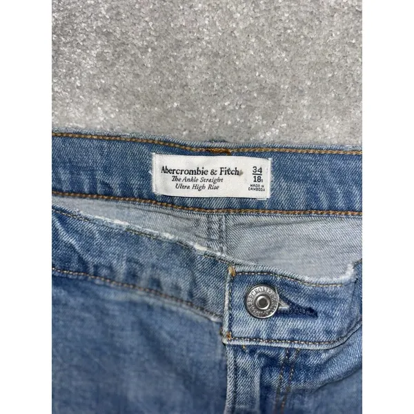 Abercrombie & Fitch High Rise Jeans - Blue - Image 4