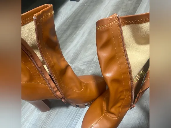 Miss Lola Brown Platform faux leather boots - Image 7