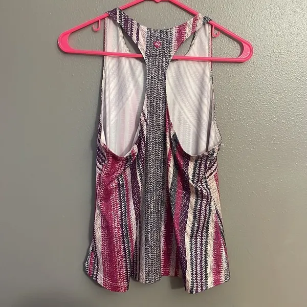 Nwt prana boost printed top - Image 6