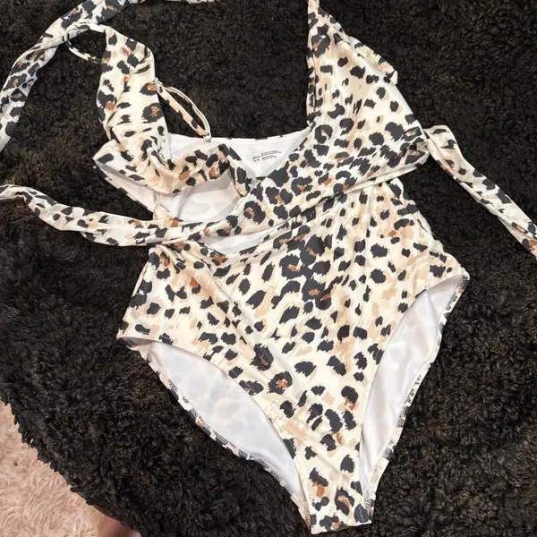Aerie One Piece Swimsuit M Animal Print Wrap Bow Front Full Coverage - Image 2