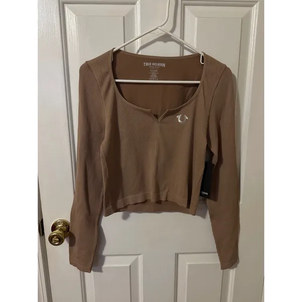 True Religion Womens Ribbed Seamless Crop Top Long Sleeve Tan Brown Logo‎ M/L - Image 2