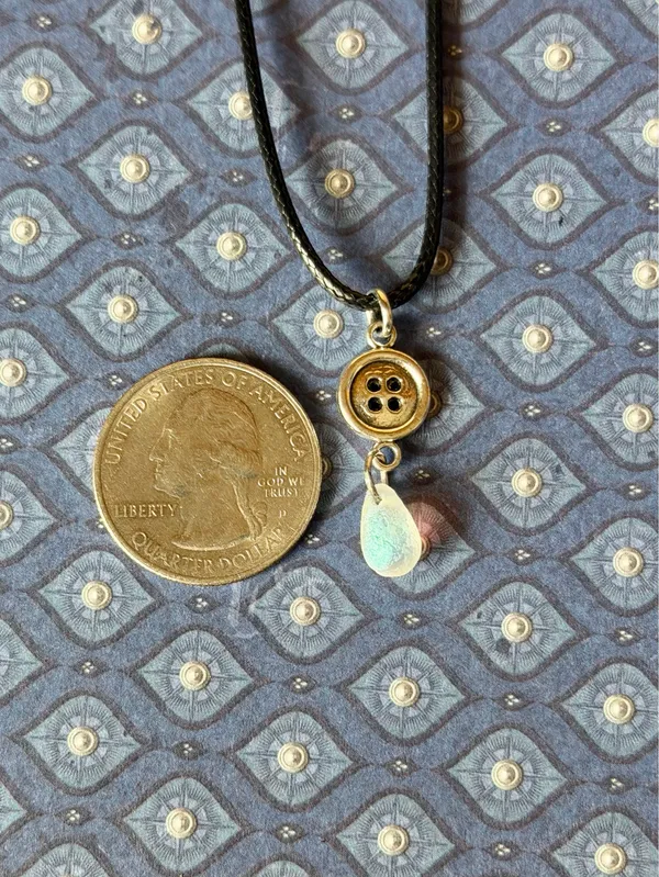 Handmade button & teardrop fairy whimsy style necklace🌀 - Image 7