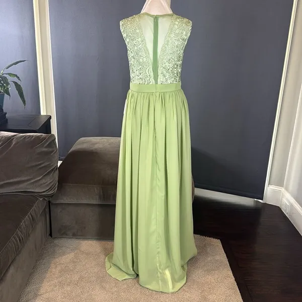 Women’s Green Full Length Sleeveless Chiffon Formal Dress Lace Bodice Size 6 NEW - Image 4
