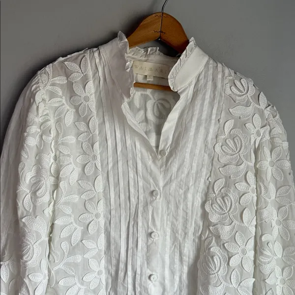 Waimari Magnolia Floral Button-Up Blouse Small - Image 7