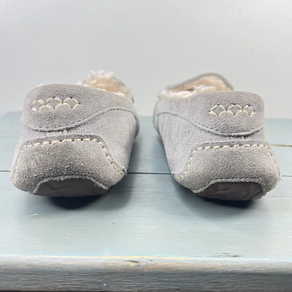 UGG Ansley Light Grey Suede Sheepskin Lined Moccasin Slippers Womens 10 - Image 6