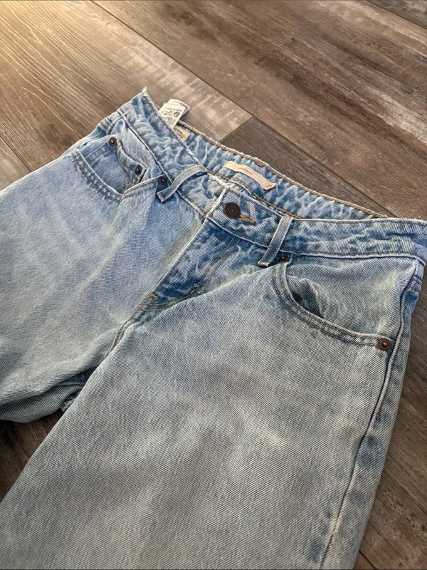 Levi’s Low Loose Big E Reissue Jeans size 25 - Image 5