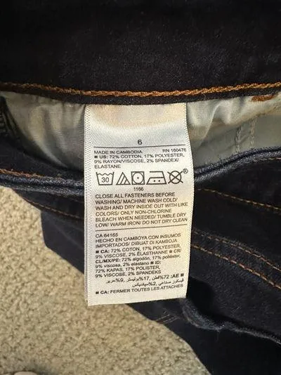 Old Navy - Boyfriend Super Skinny Dark Wash Jeans - Brand New Condition! 👖💙 - Image 4