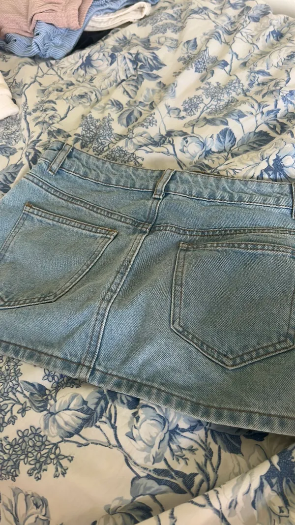 Edikted Light Wash Denim Skirt Mini - Image 2