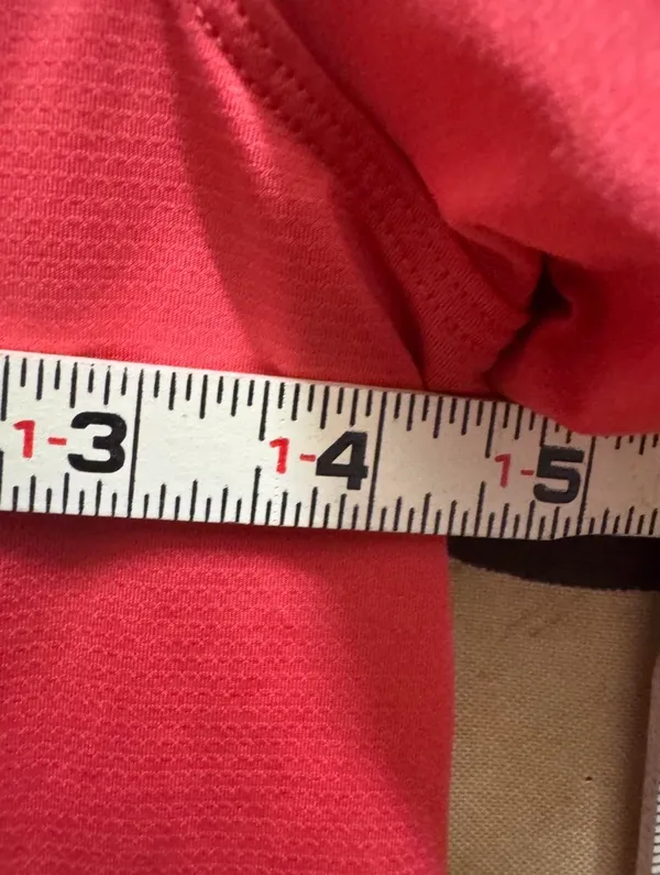 Lululemon Cropped Shirt - Image 5