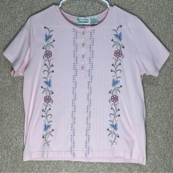 Imperfect vintage embroidered pink floral top feminine granny cottagecore spring - Image 3
