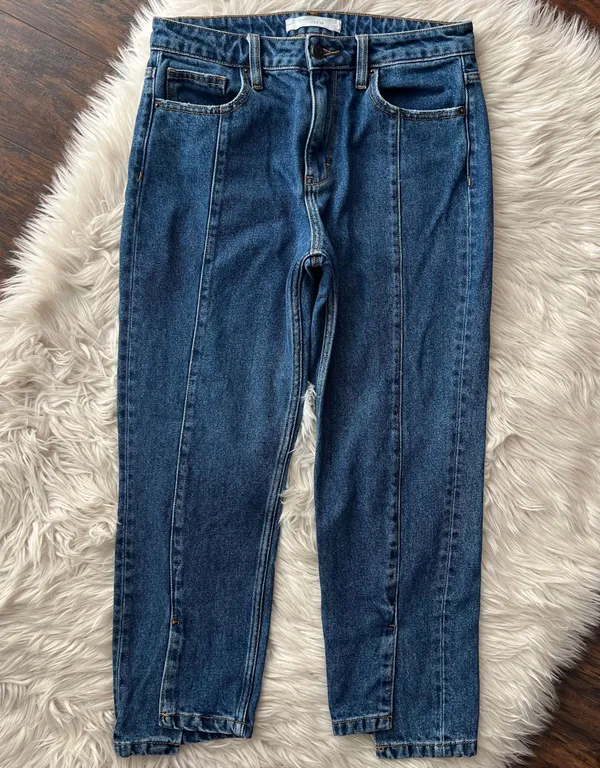 Hidden Jeans Tracey Pintuck Slit-Front High Waisted Crop Jeans - Image 3