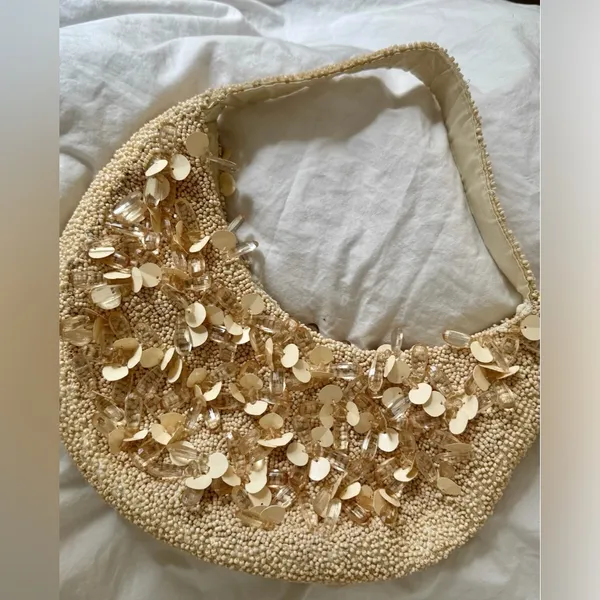NWT viral bag — Cream beaded embellished bead & sequin purse handbag - Image 2