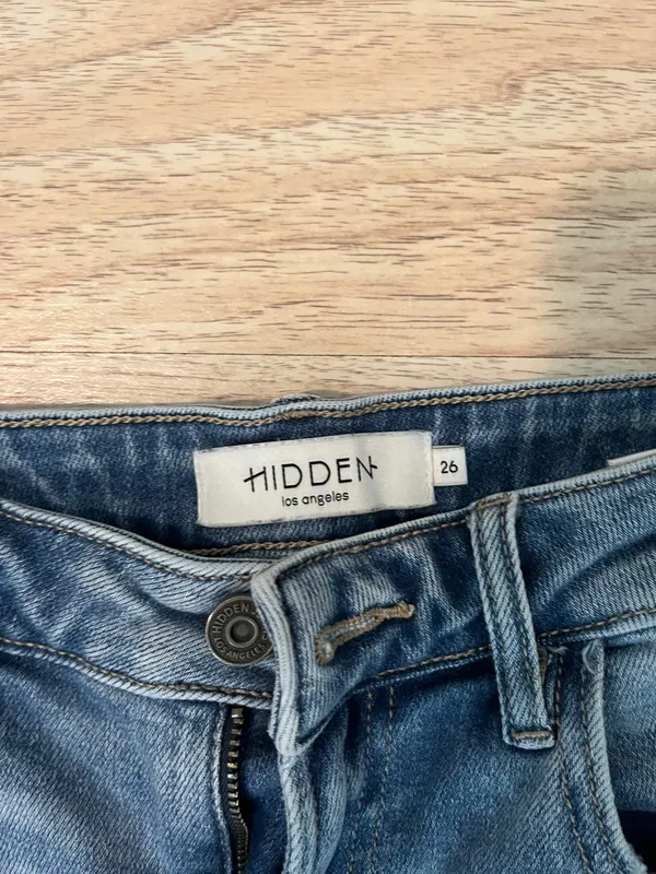 Hidden Jeans Flare Hemmed Cropped Jeans - Image 2