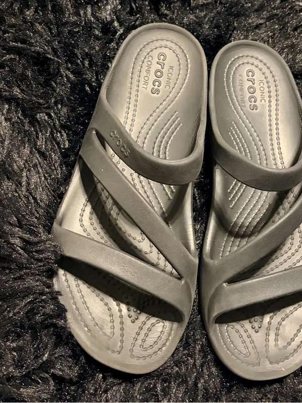 CROCS black riple-Strap Slide Sandals - Image 3