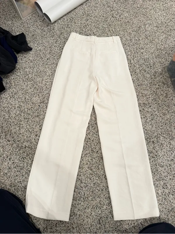 Aritzia Effortless Pant - Image 5