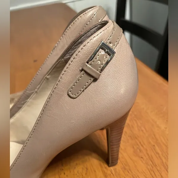 Franco Sarto nude pumps - Image 2