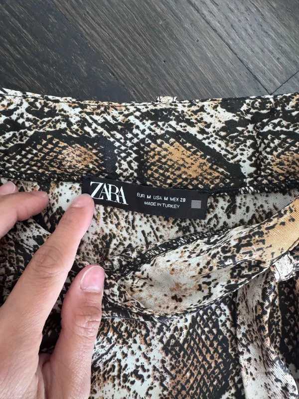 ZARA Snake Print Skirt - Image 5