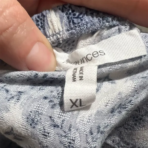 Maurices Women's Standard XL Blue Floral Ruffle Strap Swing Tank Top - Image 7