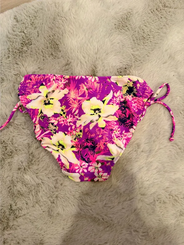 vs bikini bottoms - Image 2