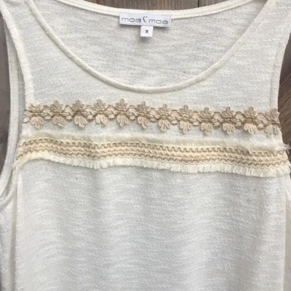 BNWT Moa Moa top - Image 2