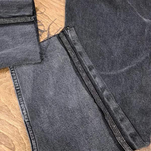 Zara size 4 grey black raw hem high rise jeans - Image 6