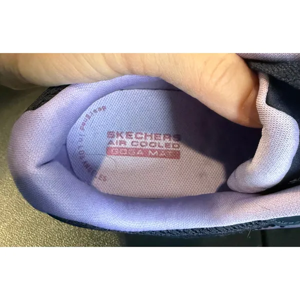 Skechers 8.5 Go Run Vivid Horizon Sneakers Navy Lavender Air Cooled Goga‎ Mat - Image 3
