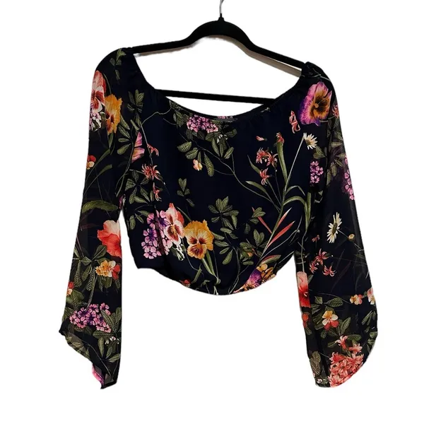 Astr The Label Off Shoulder Flounce Bell Sleeve Floral Black Boho Cropped Top Xs - Image 2