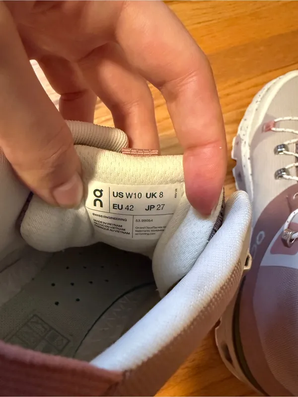 On Cloudtrax Rose/Ivory hiking sneakers - Image 13